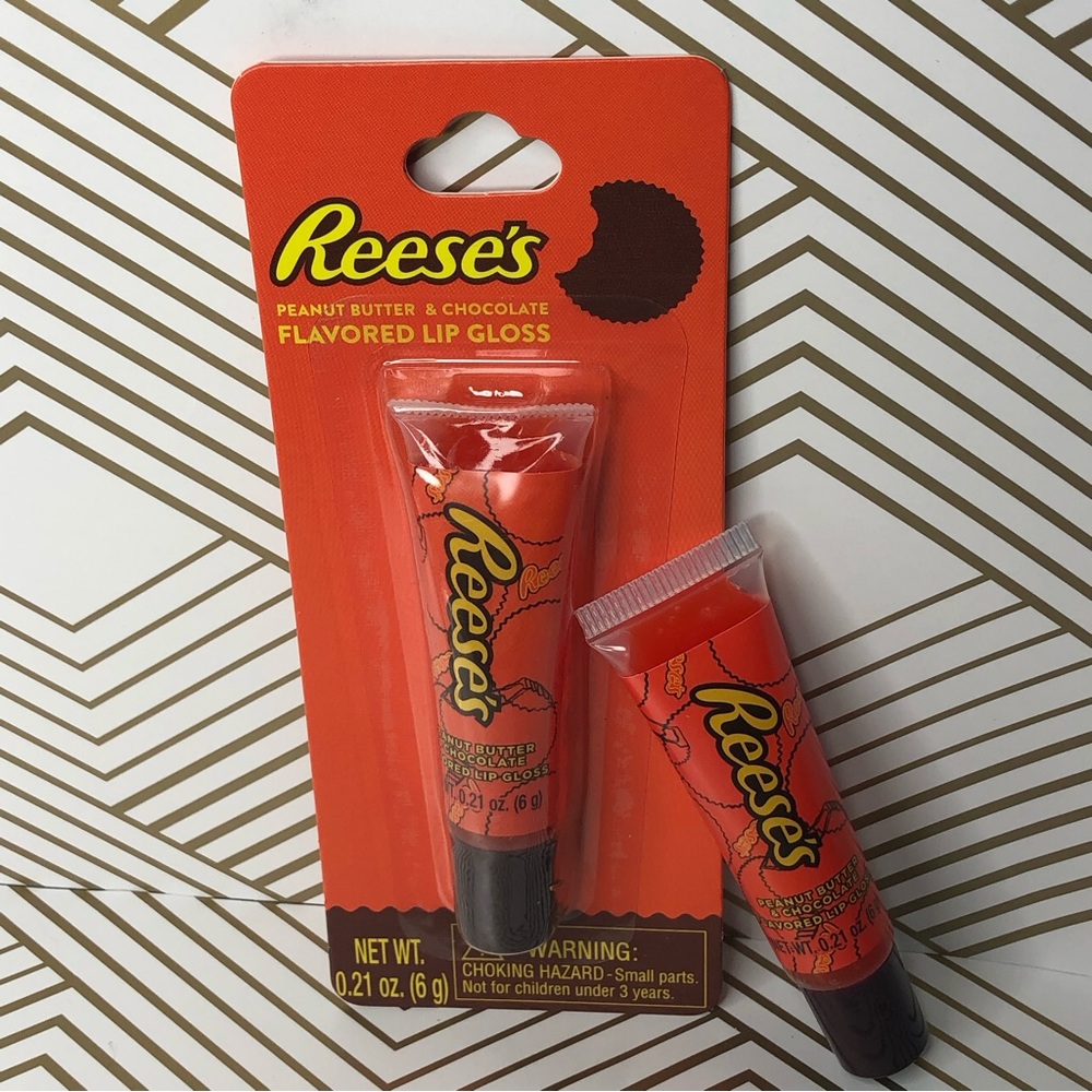 Hershey’s & Reese’s Milk Chocolate Peanut Butter Cup Flavor Lip Gloss Gift Set - Picture 4 of 15
